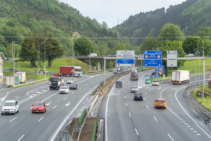 Andoainen aspaldidanik dago N-I eta A-15 errepideen lotunearen artean gatazka.