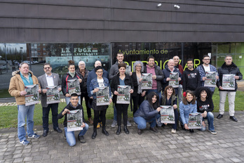 Representantes institucionales, deportivos y de asociaciones memorialistas, en la presentación de la prueba ‘La Fuga Mendi Martxa’.