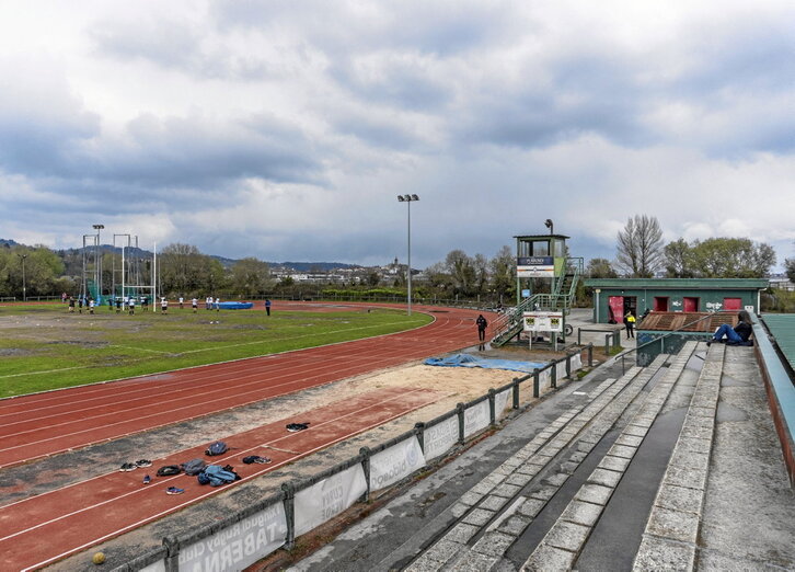 Las instalaciones de Plaiaundi presentan un aspecto vetusto, fruto de muchos años de un mantenimiento mínimo a la espera del traslado.
