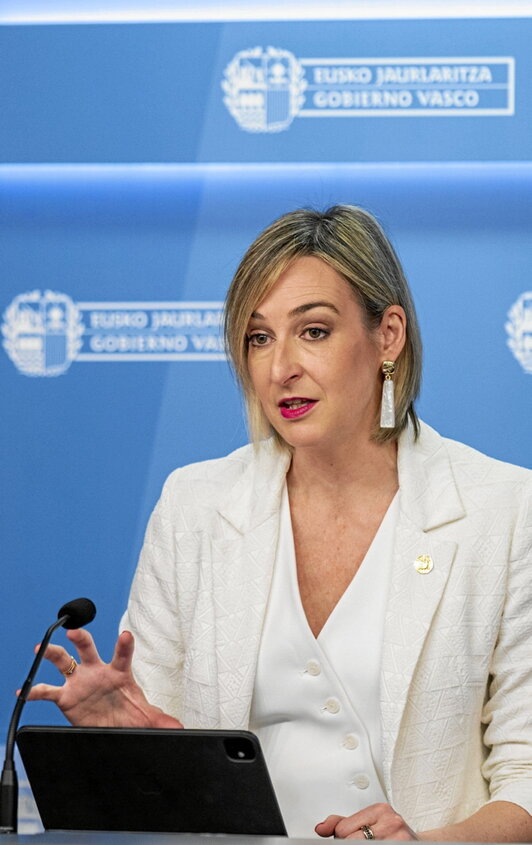 María Ubarretxena, portavoz de Lakua y consejera.