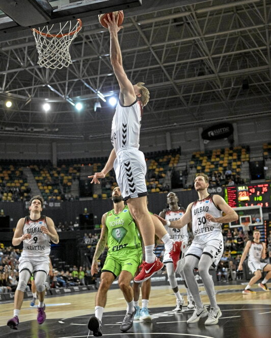 Bilbao Basket cree en la remontada.