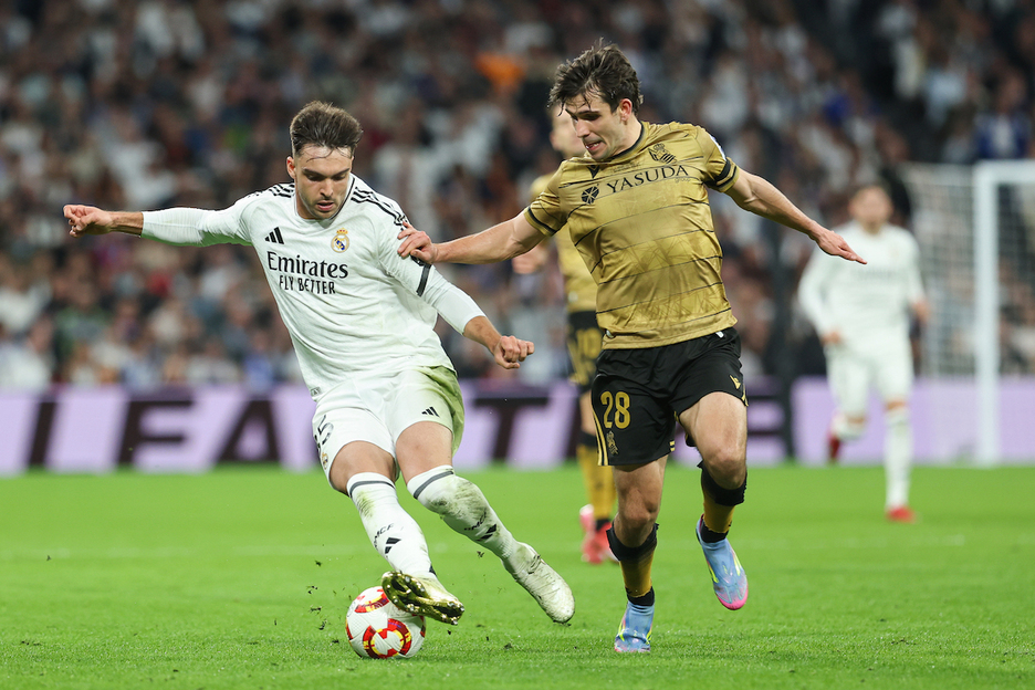 Bikain aritu da Pablo Marin gaztea Bernabeun. Bikain aritu da Pablo Marin gaztea Bernabeun.