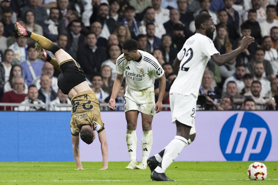 Sucic irauli egin zuen Bellinghamek jokaldi honetan. Sucic irauli egin zuen Bellinghamek jokaldi honetan.