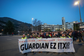 Guardianeko langileen mobilizazioa enpresaren itxiera salatzeko. 