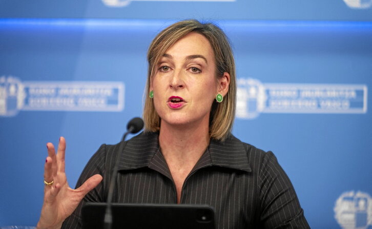 La portavoz del Gobierno y consejera de Gobernanza, Administración Digital y Autogobierno, María Ubarretxena.