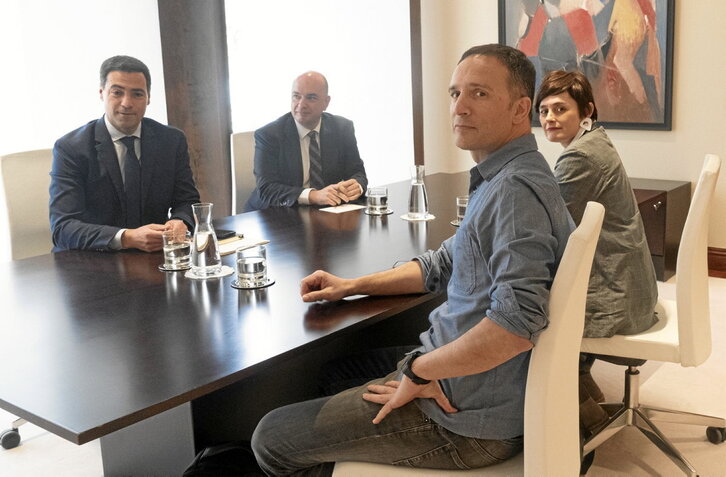 Imagen de la reunión de ayer en Ajuria Enea.