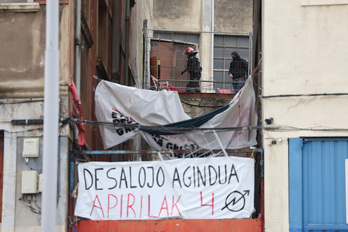 La Ertzaintza ha entrado este viernes en el gaztetxe Etxarri. 