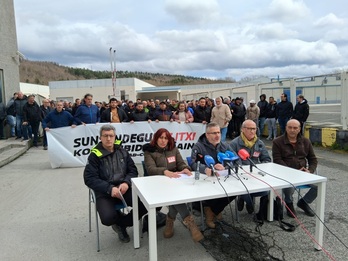 Comparecencia este viernes ante la planta de Sunsundegui.
