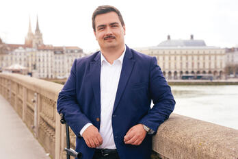 Étienne Boutonnet est avocat spécialiste en droit du numérique, droit fiscal et droit des affaires.