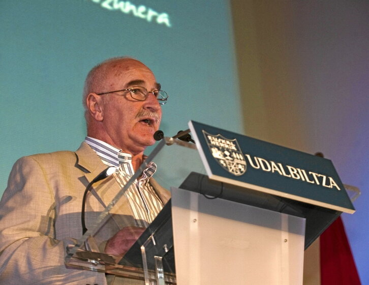 Loren Arkotxa, Udalbiltzaren ekitaldi batean 2011n.