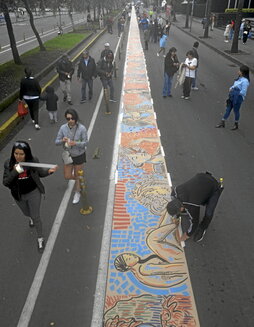 Hiru kilometroko marrazkia, Ekuadorreko Quiton.