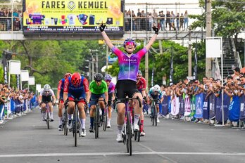 Laura Tomasi ha dado la tercera victoria al Laboral Kutxa en El Salvador.