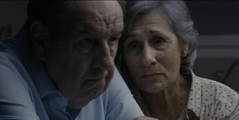 La película está protagonizada por Josep M. Pou, que interpreta a Jordi Pujol y Carme Sansa, que da vida a Marta Ferrusola