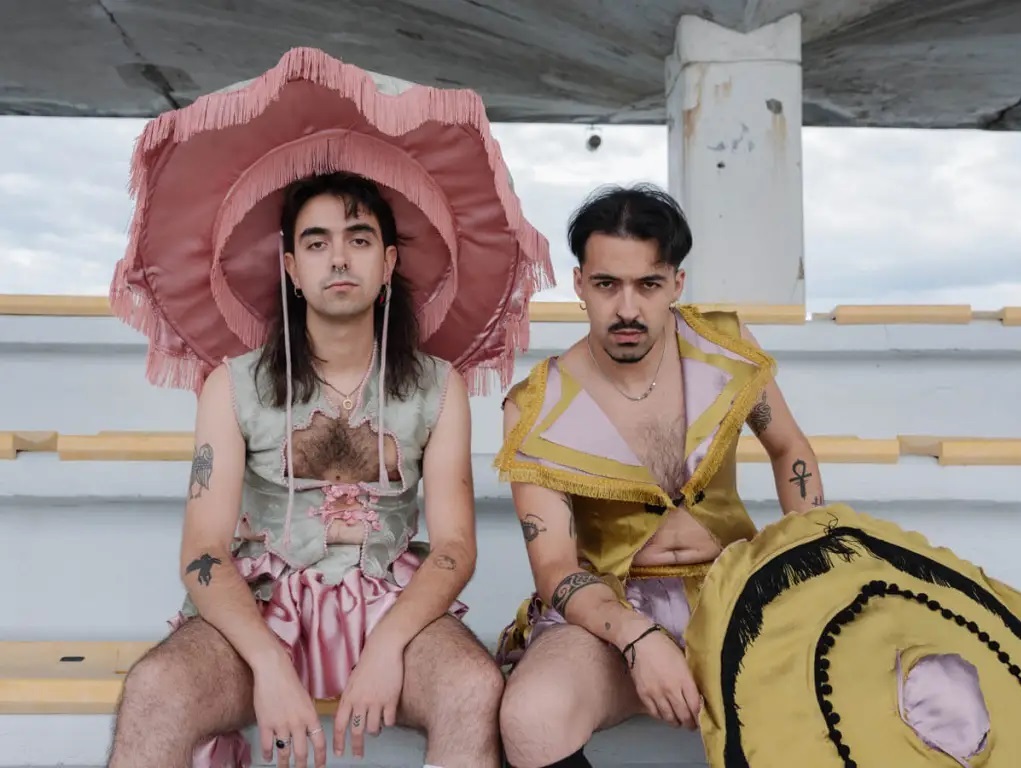 Silitia taldeak disko berria aurkeztuko du ostiral gauez.