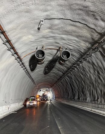 Trabajos en el túnel Ugasko-La Salve.