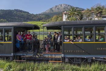 Burdinbidearen Euskal Museoaren tren historiko bat, artxiboko irudian.