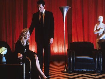 Twin Peaks telesaileko fotograma bat