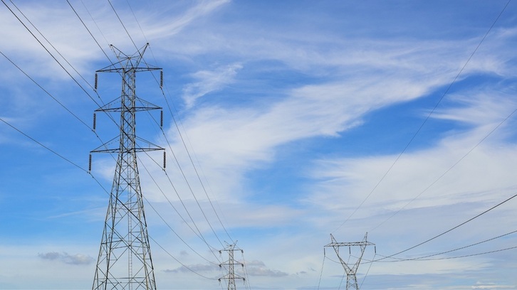 Unas torres de alta tensión, en imagen de archivo.