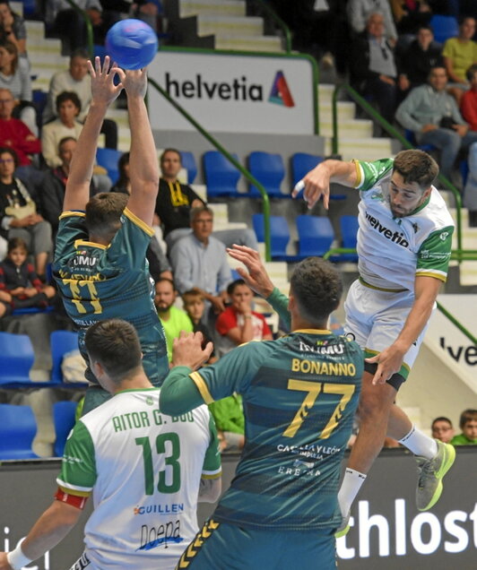 Anaitasuna está contra las cuerdas.