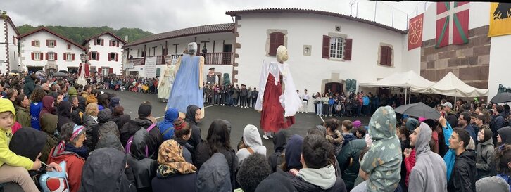 Nafarroaren Eguna ospatzen ari dira Baigorrin.