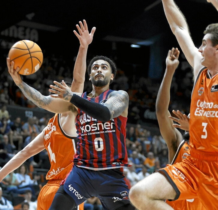 Howard ofreció ayer su mejor nivel.