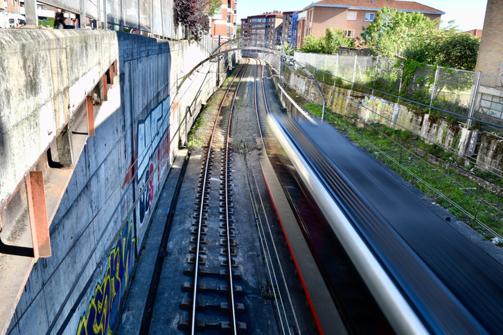 Metroa berriz martxan Getxon