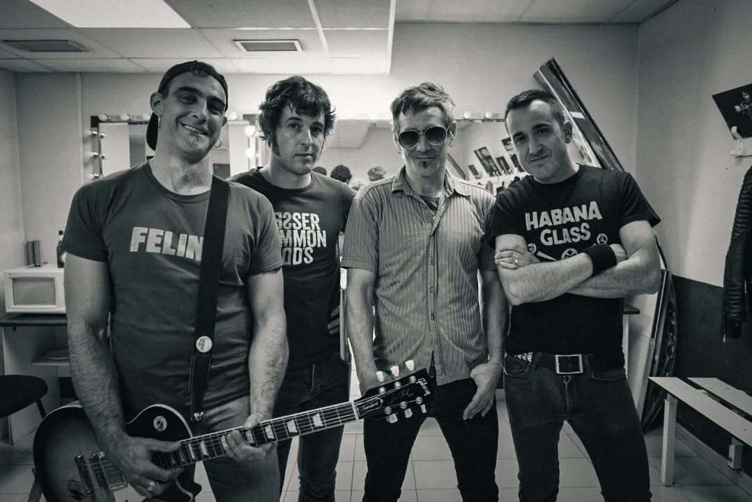 Rock eta stoner giroetan dator Sermond's taldea.