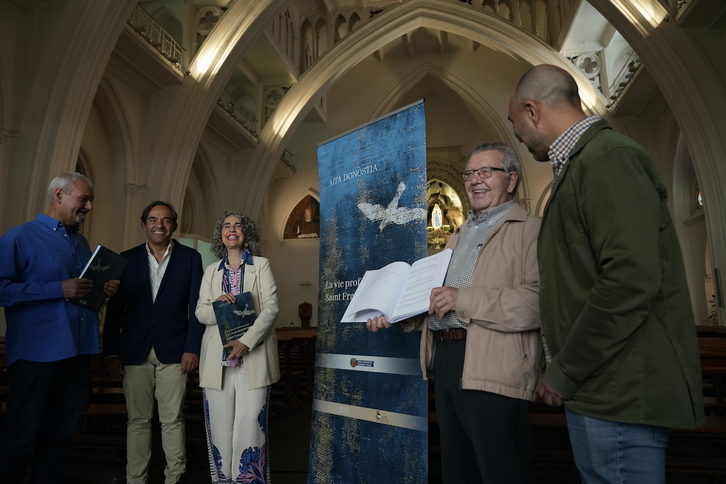 Aita Donostiaren lanaren aurkezpena, Donostian.