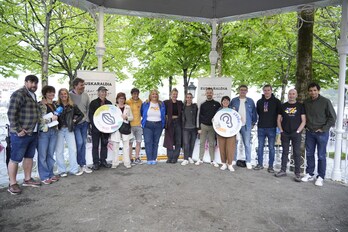 Euskaraldia est une dynamique sociale basée sur le port d'un badge qui encourage à la pratique de l'euskara.
