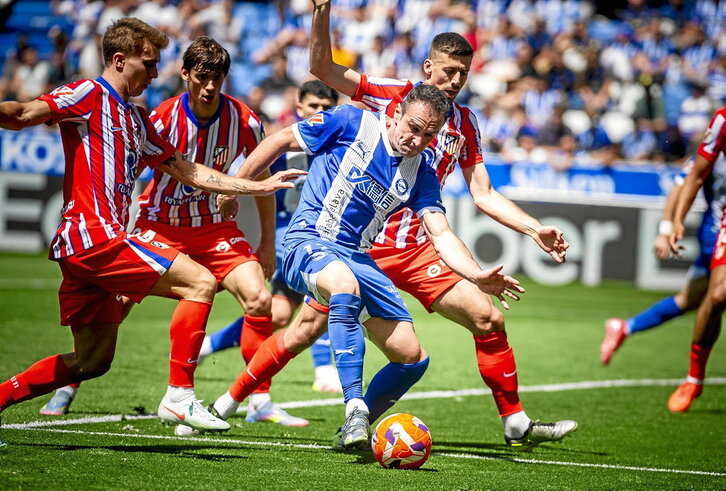Kike García fue, junto a Sivera, el albiazul más destacado del partido, con un mano a mano que le sacó Oblak.