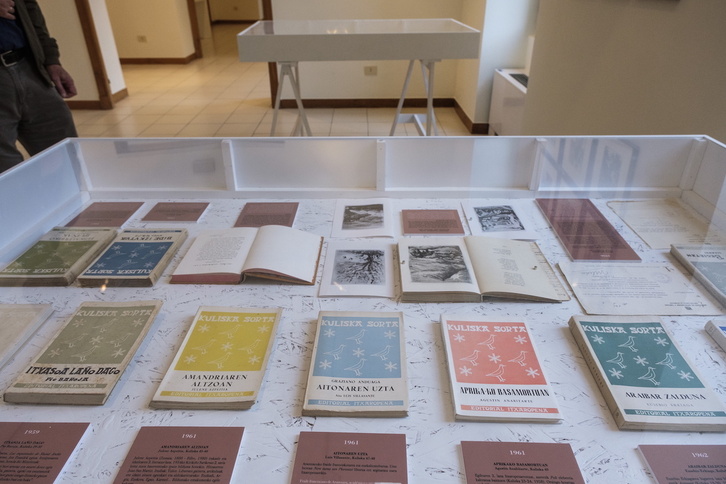 Makina bat izenburu eman ditu argitara Itxaropenak argitara urte luze hauetan.