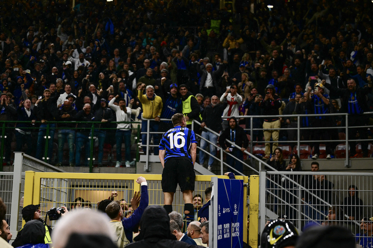 Frattesi celebra al 'estilo italiano' el gol que ha dado el pase a la final al Inter.