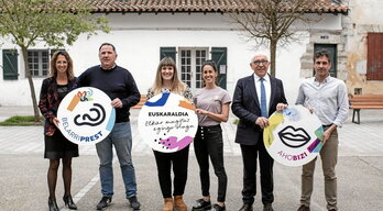 Euskaraldia reçoit le soutien de plusieurs institutions du Pays Basque Nord, comme l’Office public de la langue basque ou l’Agglo Pays Basque.