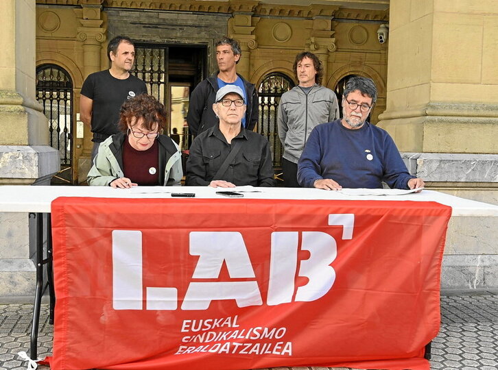 Donostiako LABek atzo aurkeztu zuen Udalari proposatuko dion protokoloa.