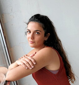 Saioa Lara eta antzezlanaren irudiak, Madrilgo “El Umbral de Primavera” aretoan.