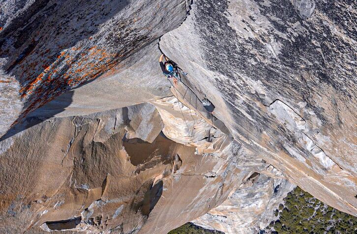 Soline Kentzel 'The Nose' bidean, bakarkako estiloan eskalatzen.