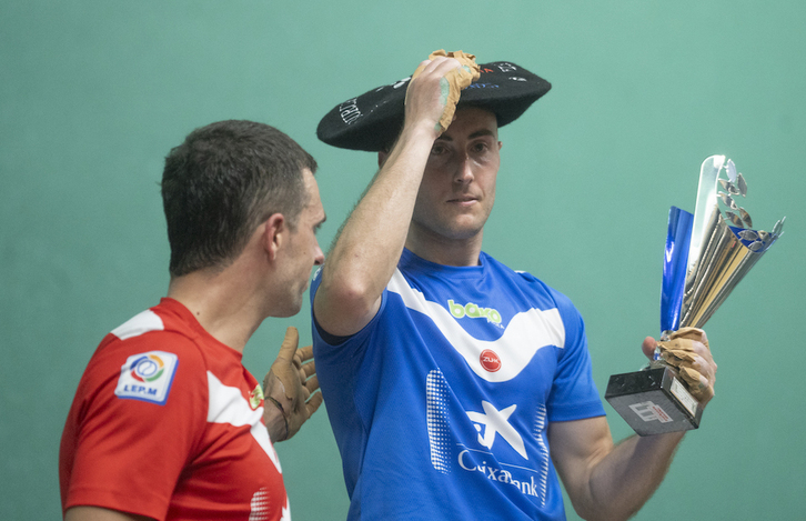 Joanes Bakaikoa, bigarren aldiz B Serieko Buruz Buruzko txapeldun.