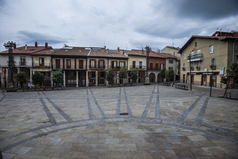 Aguraingo 133k eraikinek amiantoa dute.