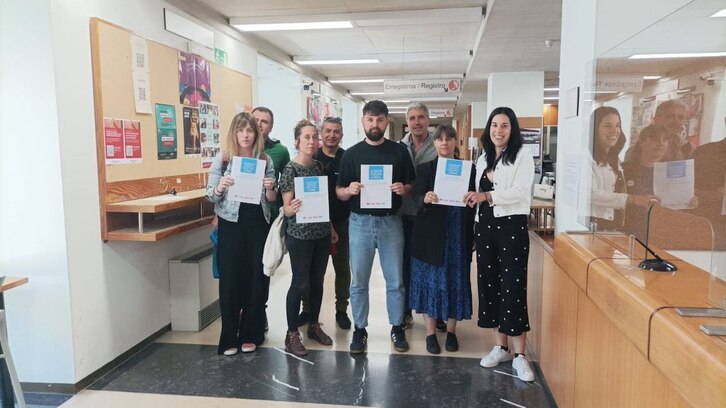 La mayoría sindical ha entregado el informe en el Departamento de Educación.