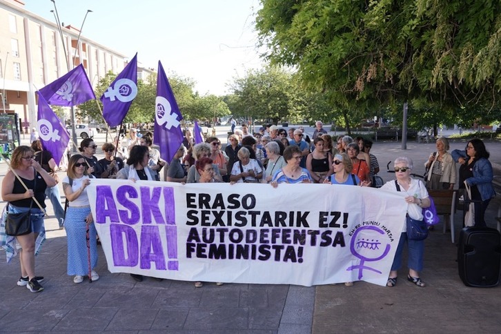 Concentración que ha tenido lugar en Intxaurrondo.