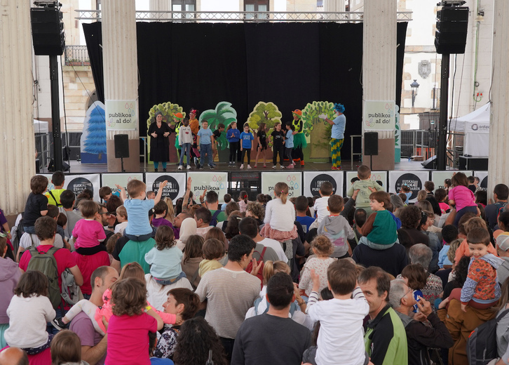 Iaz Ordizian ospatutako eskola publikoaren jaia.