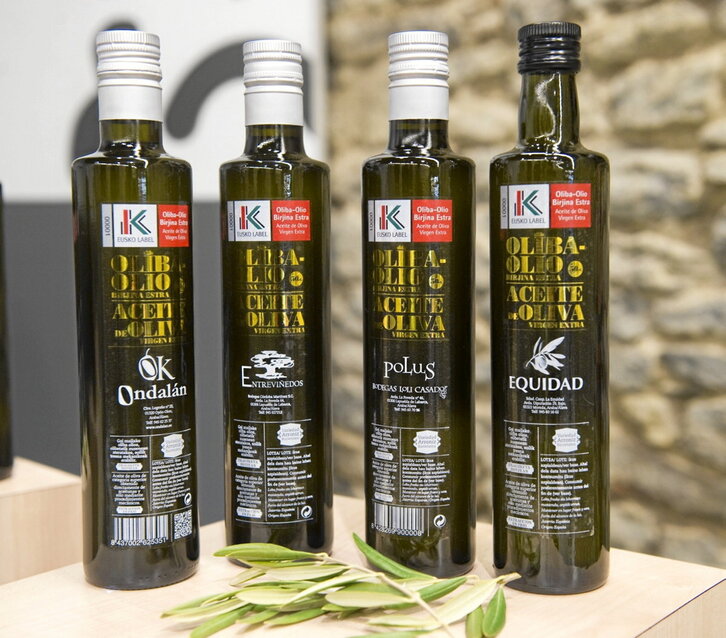 El aceite de oliva con Eusko Label es uno de los productos señalados por la Comisión Europea.