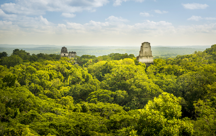 Guatemalako hiritik 500 kilometro iparraldera aurkitu dituzte herrixkak.
