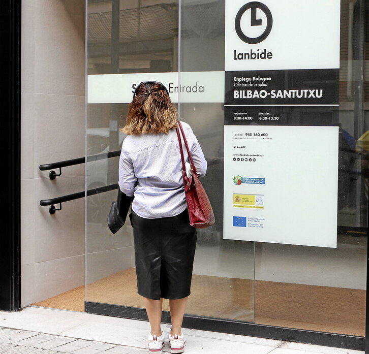 Oficina de Lanbide en Bilbo.