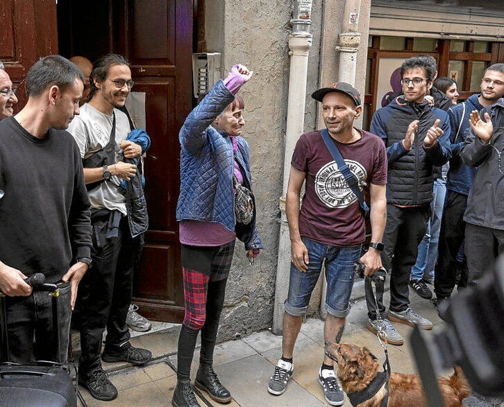 La pareja agradece el apoyo recibido.