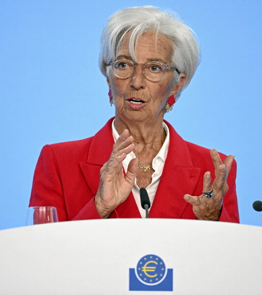 Christine Lagarde comparece tras la reunión del Consejo de Gobierno.