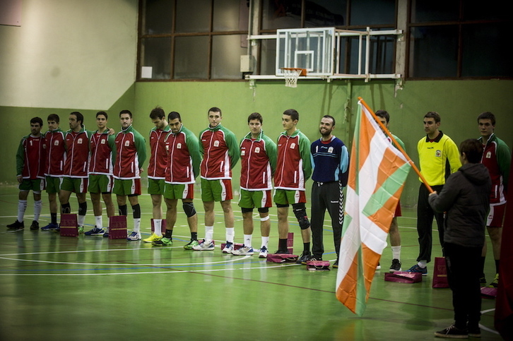 Euskal eskubaloi selekzioak hitzordu bikoitza izango du asteburuan.