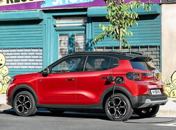 El Citroën ëC3 salta a la primera posición del ranking de modelos eléctricos más vendidos en mayo.
