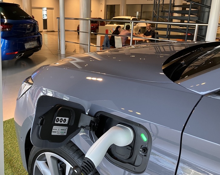 Los híbridos enchufables y eléctricos son los que más han contribuido a la subida de mayo.