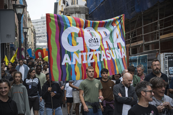 Cientos de personas han reivindicado la diversidad y la multiculturalidad.